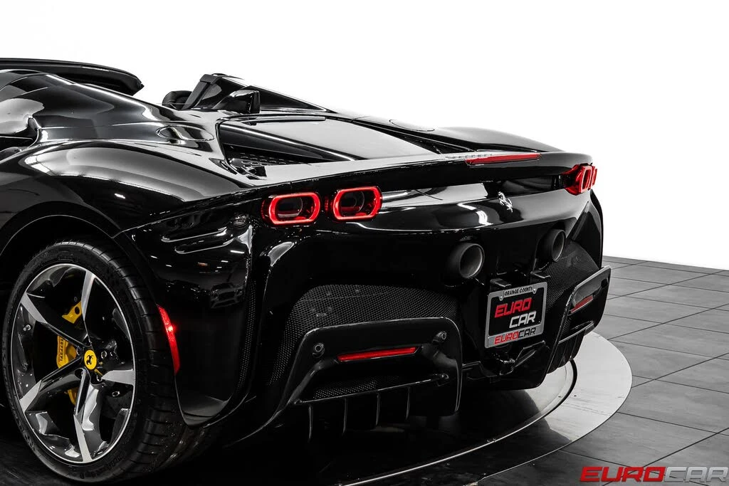 2023 Ferrari SF90 Spider - Image 26 of 31
