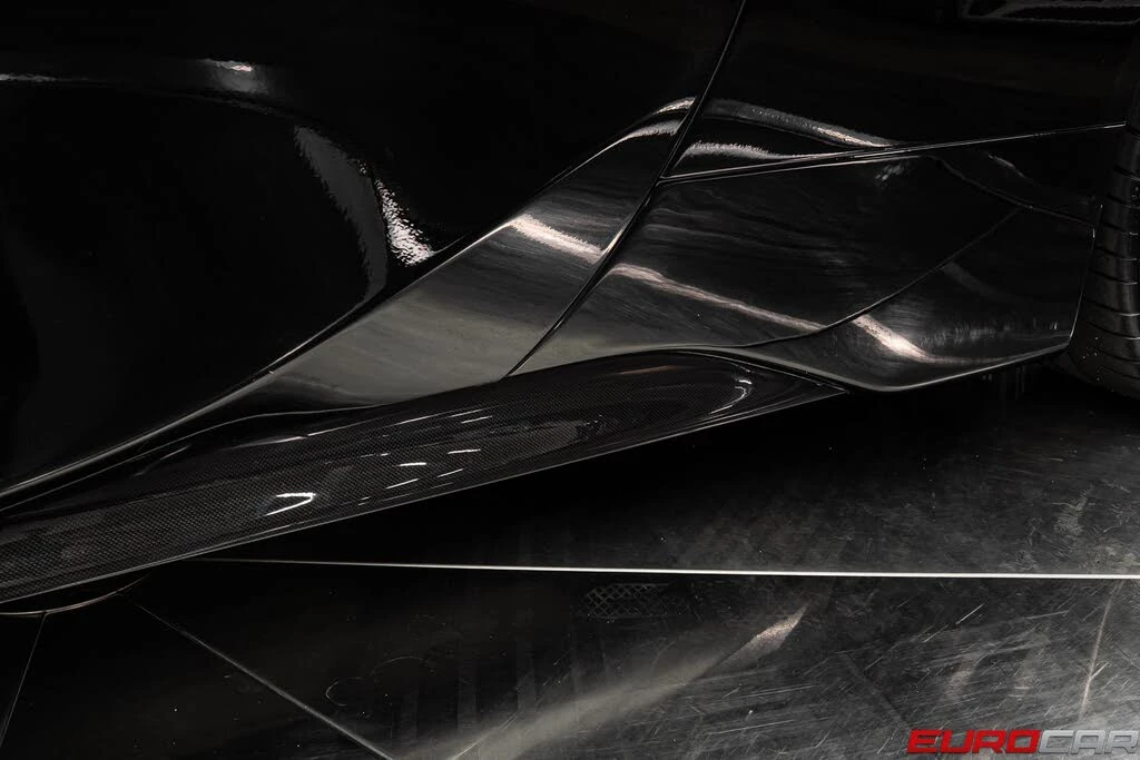 2023 Ferrari SF90 Spider - Image 23 of 31