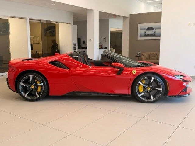 2023 Ferrari SF90 Spider - Image 5 of 31
