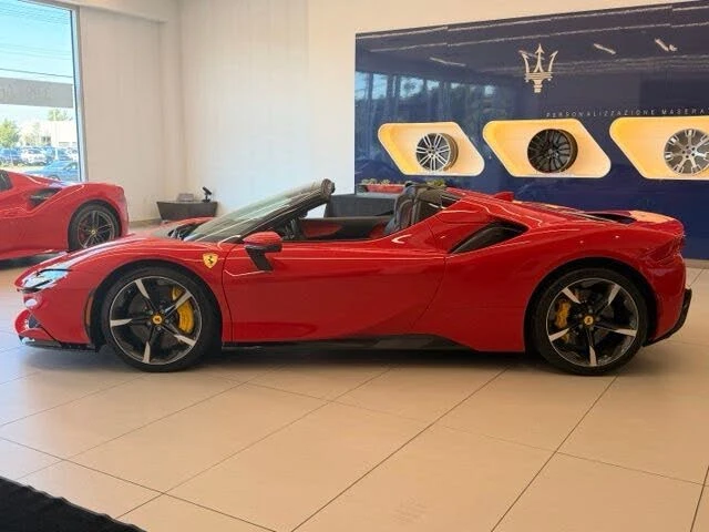 2023 Ferrari SF90 Spider - Image 13 of 31