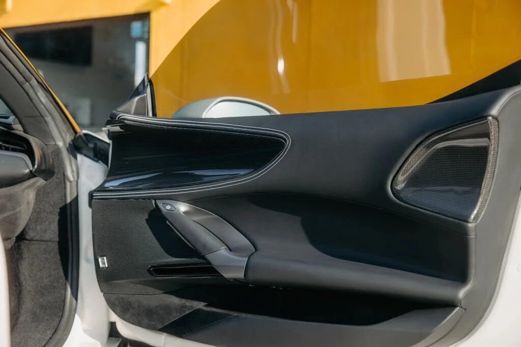 2023 Ferrari SF90 Spider - Image 14 of 31