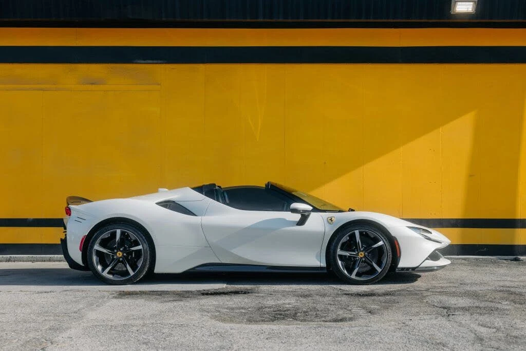 2023 Ferrari SF90 Spider - Image 6 of 31