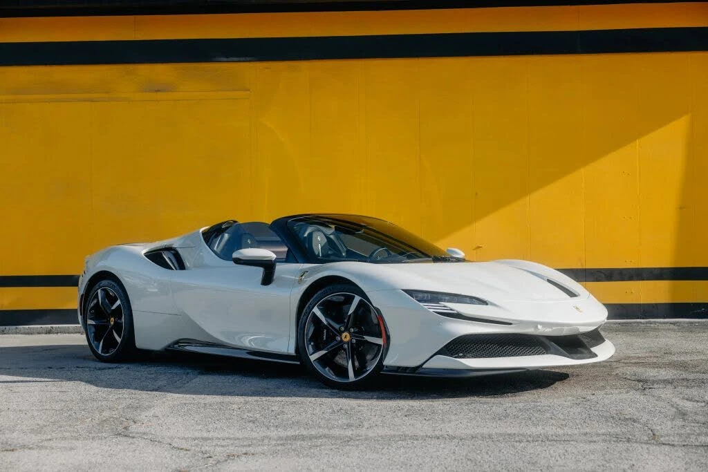 2023 Ferrari SF90 Spider - Image 4 of 31