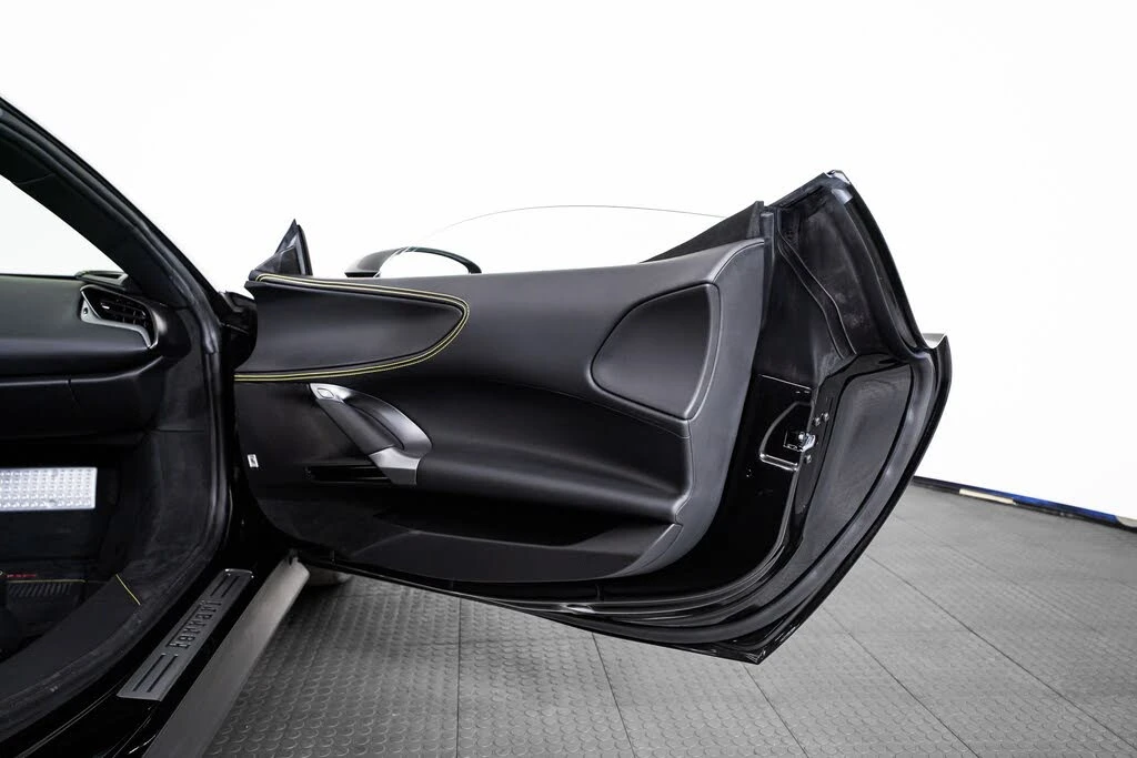 2023 Ferrari SF90 Spider - Image 28 of 31