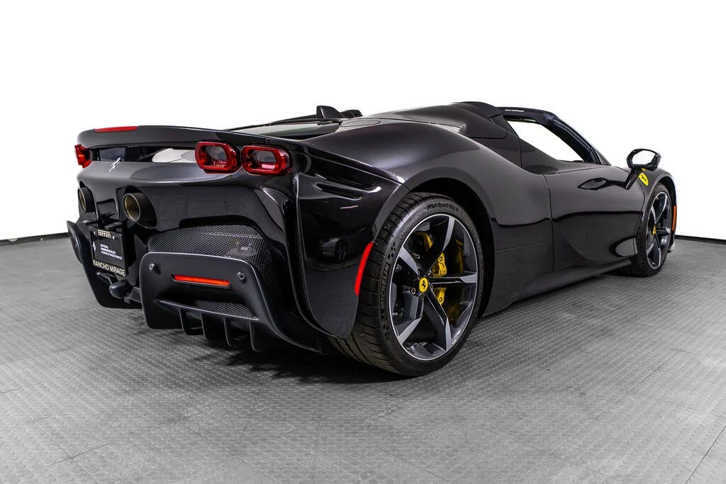 2023 Ferrari SF90 Spider - Image 5 of 31