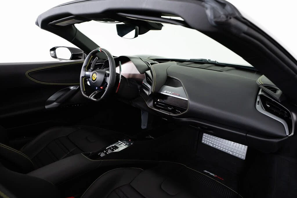 2023 Ferrari SF90 Spider - Image 27 of 31
