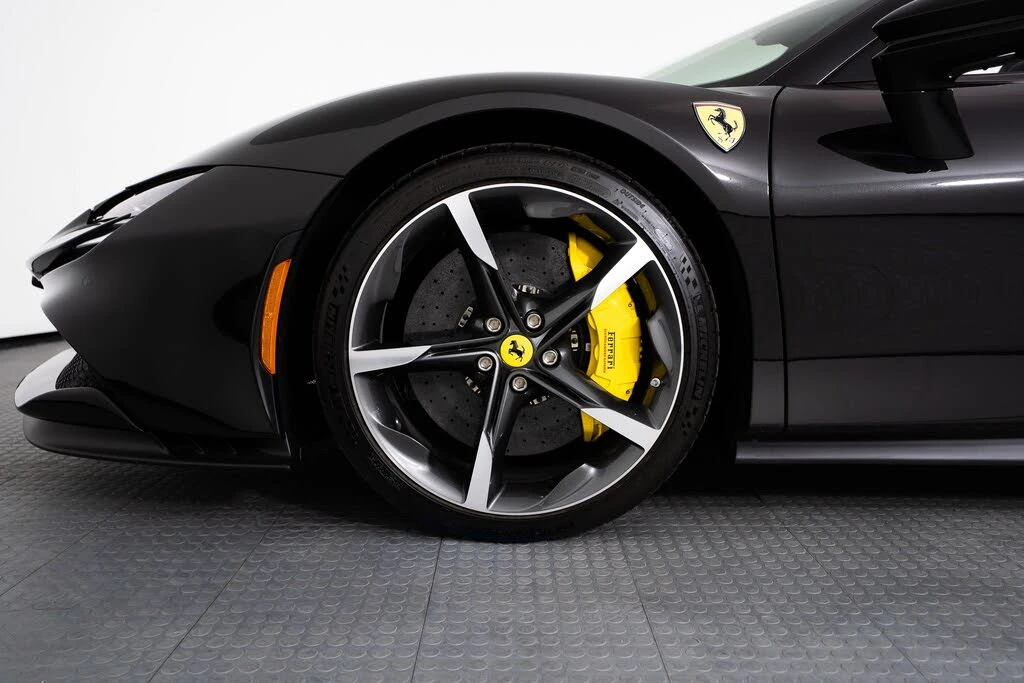 2023 Ferrari SF90 Spider - Image 12 of 31