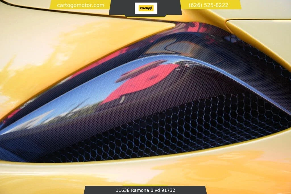 2023 Ferrari SF90 Spider - Image 25 of 31