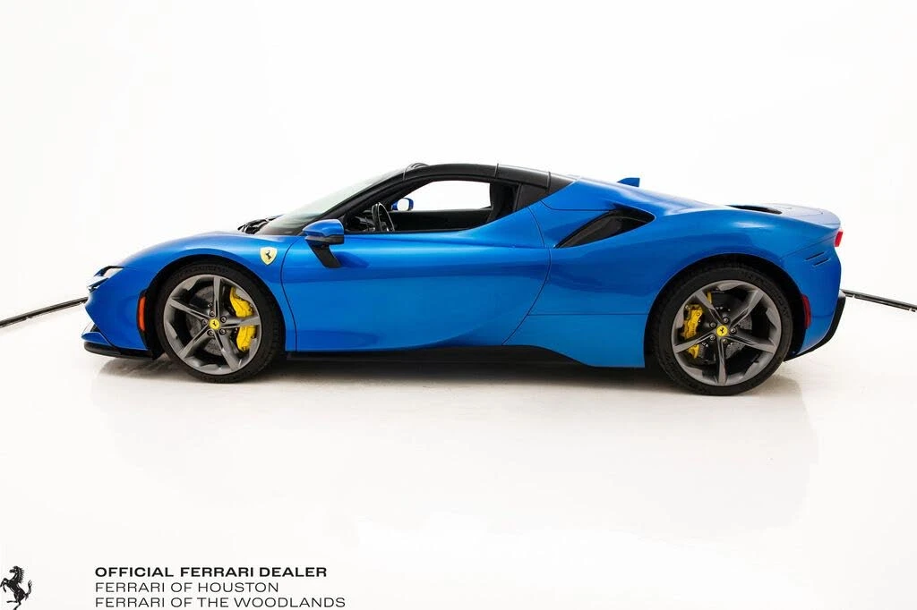 2023 Ferrari SF90 Spider - Image 29 of 31