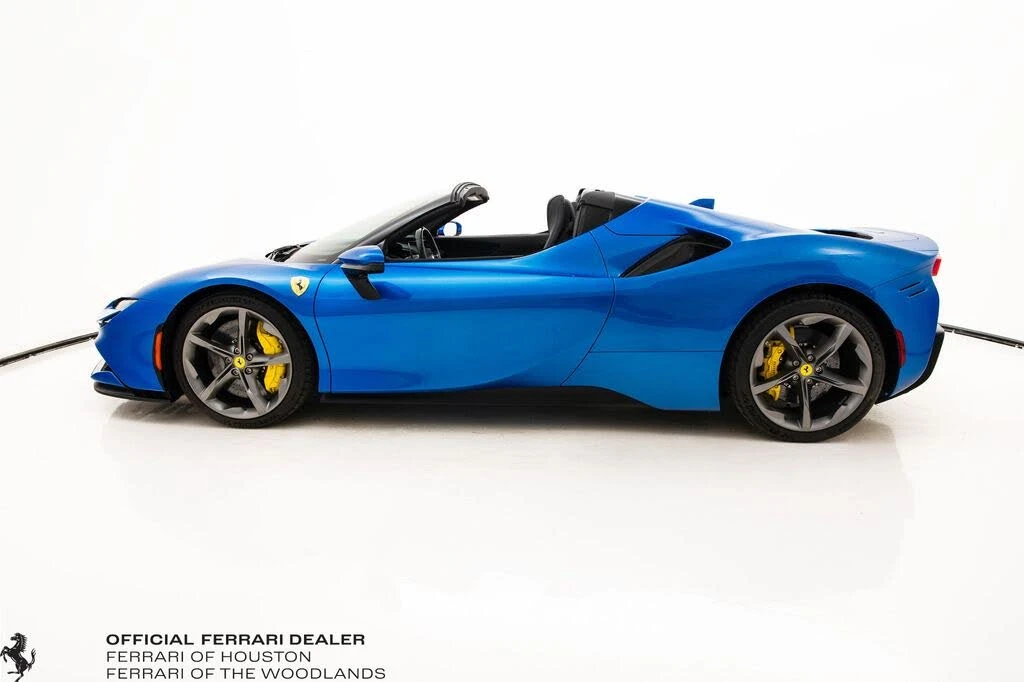2023 Ferrari SF90 Spider - Image 8 of 31
