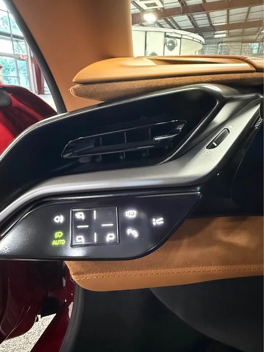 2023 Ferrari SF90 Spider - Image 18 of 20