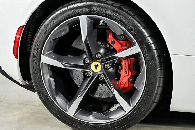 2023 Ferrari SF90 Spider - Image 11 of 31