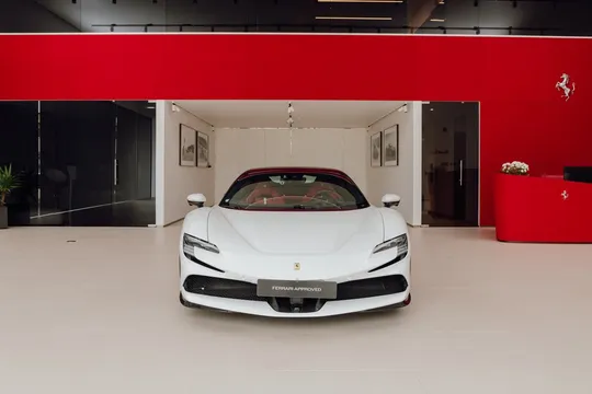 2023 Ferrari SF90 Spider