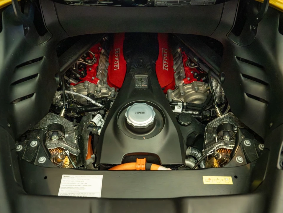 2023 Ferrari SF90 Spider - Image 24 of 31