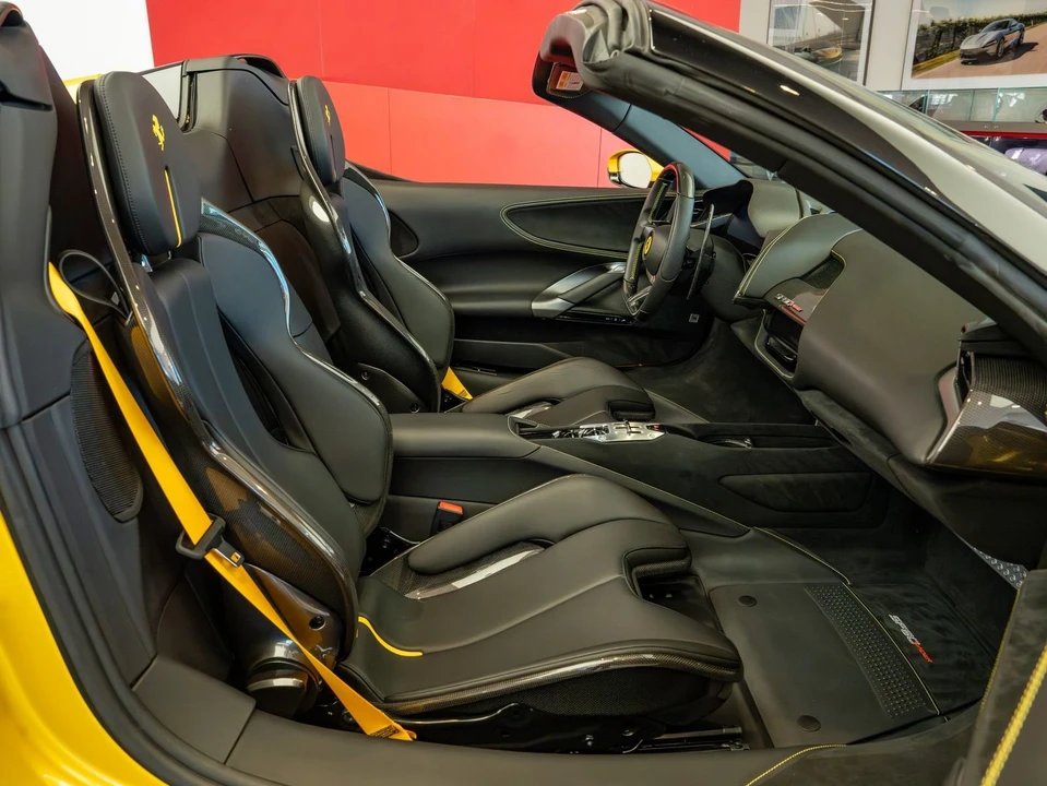 2023 Ferrari SF90 Spider - Image 18 of 31