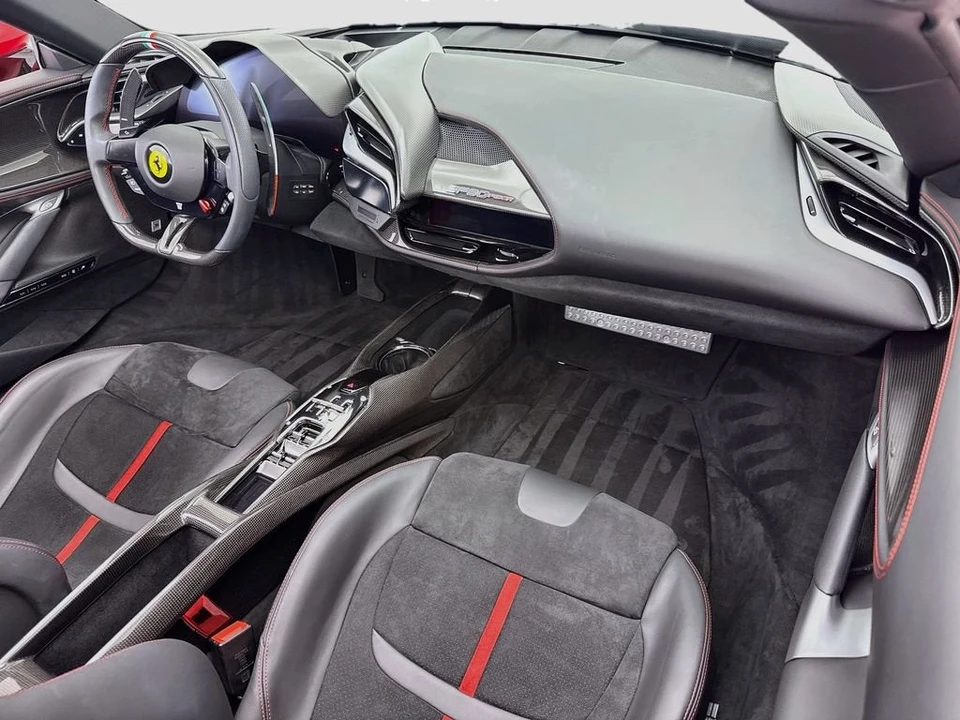 2023 Ferrari SF90 Spider - Image 25 of 31