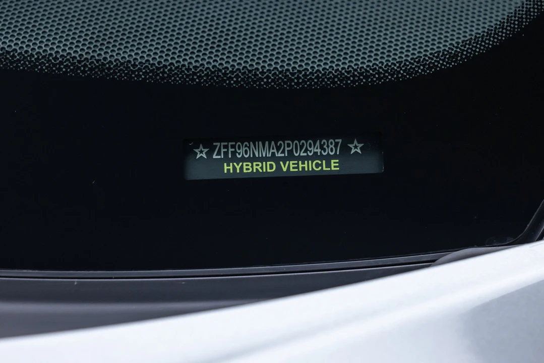 2023 Ferrari SF90 Spider - Image 28 of 31