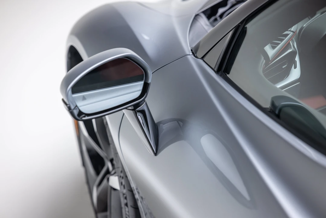 2023 Ferrari SF90 Spider - Image 26 of 31
