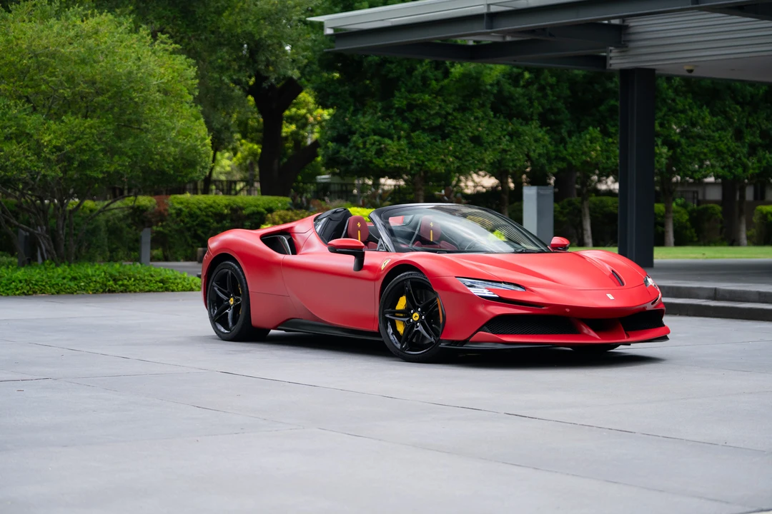 2023 Ferrari SF90 Spider - Image 16 of 31