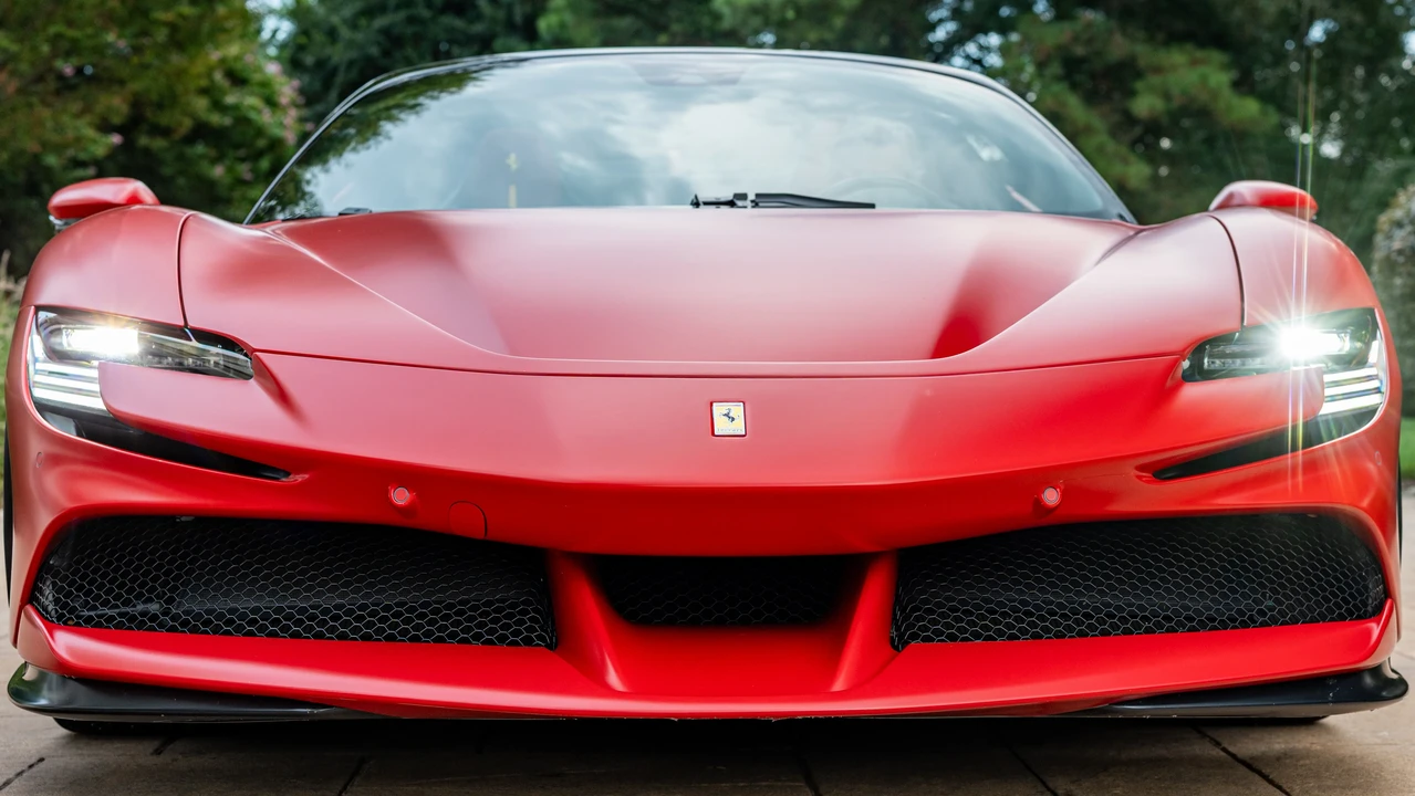 2023 Ferrari SF90 Spider - Image 21 of 31