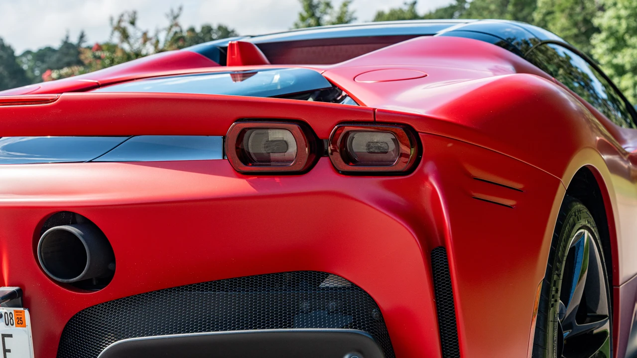 2023 Ferrari SF90 Spider - Image 30 of 31