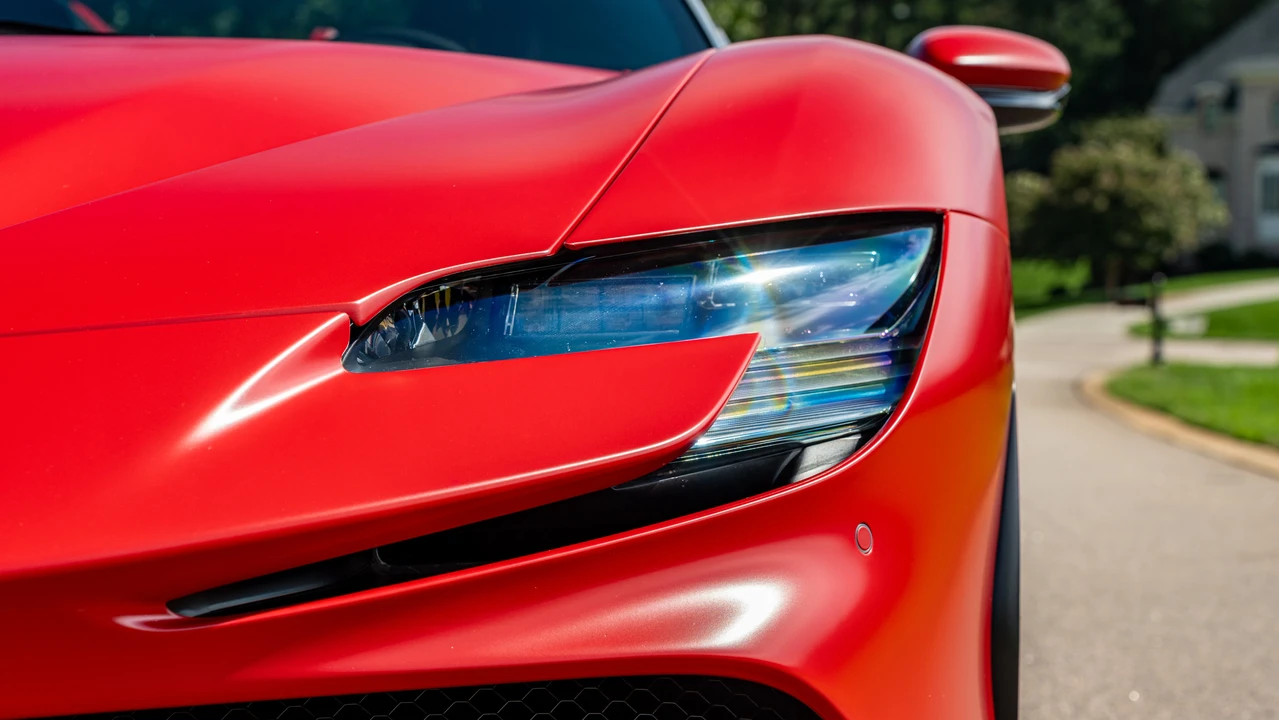2023 Ferrari SF90 Spider - Image 25 of 31