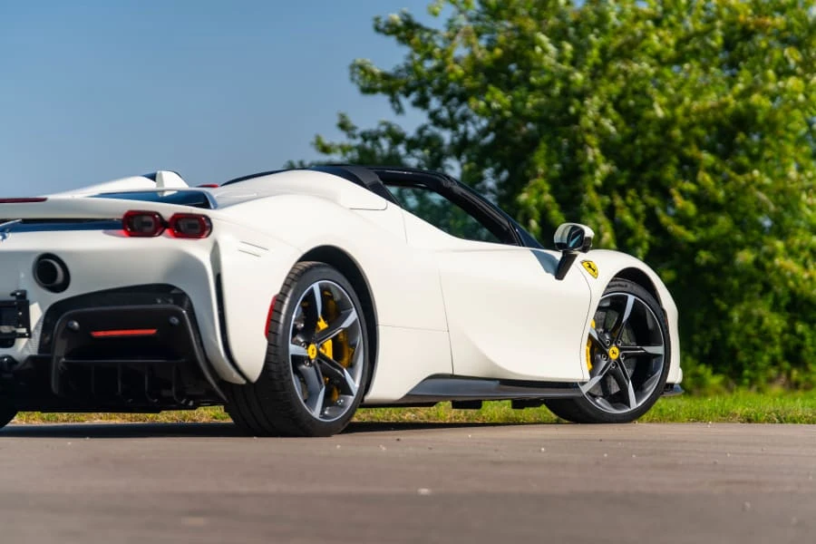 2023 Ferrari SF90 Spider - Image 13 of 31