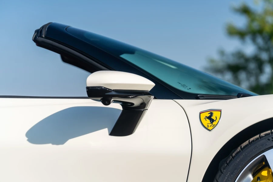 2023 Ferrari SF90 Spider - Image 16 of 31