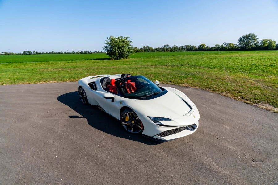 2023 Ferrari SF90 Spider - Image 23 of 31