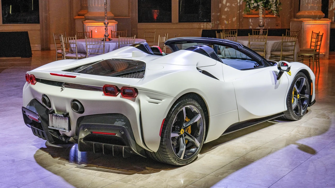 2023 Ferrari SF90 Spider - Image 5 of 31