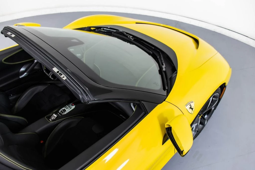 2023 Ferrari SF90 Spider - Image 20 of 31