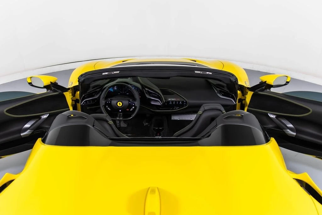 2023 Ferrari SF90 Spider - Image 24 of 31