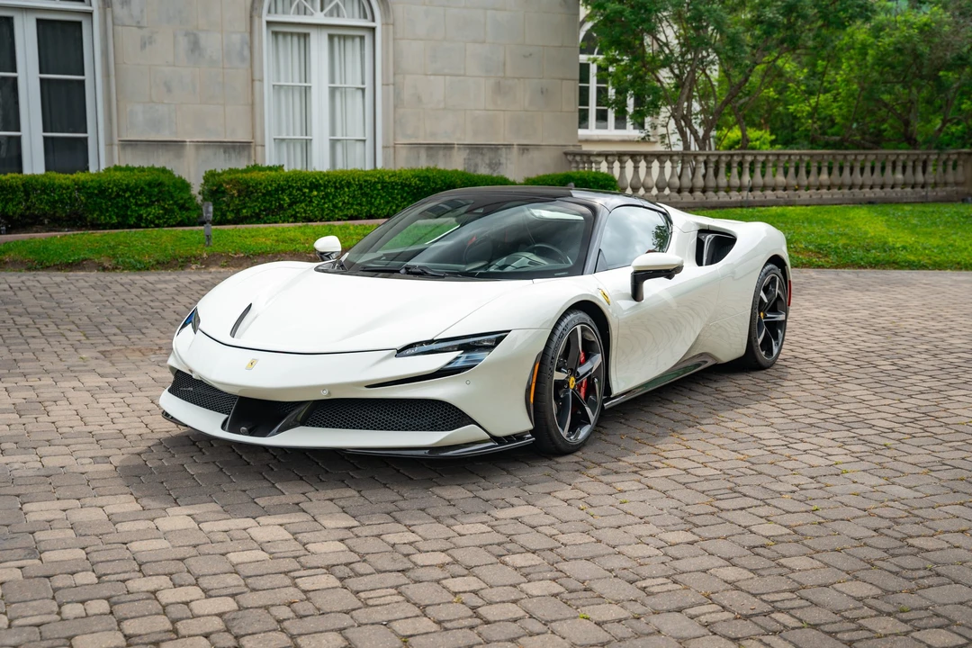 2023 Ferrari SF90 Spider - Image 5 of 31