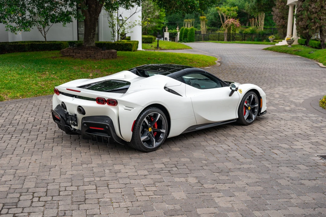 2023 Ferrari SF90 Spider - Image 12 of 31