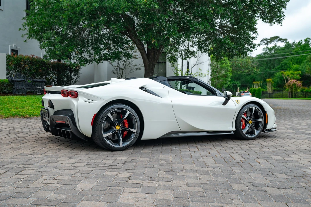 2023 Ferrari SF90 Spider - Image 10 of 31