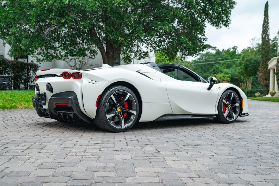 2023 Ferrari SF90 Spider - Image 11 of 31