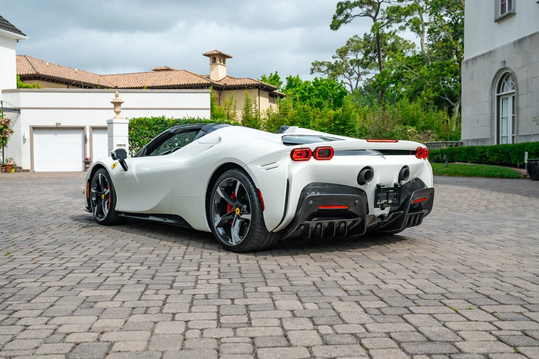 2023 Ferrari SF90 Spider - Image 19 of 31
