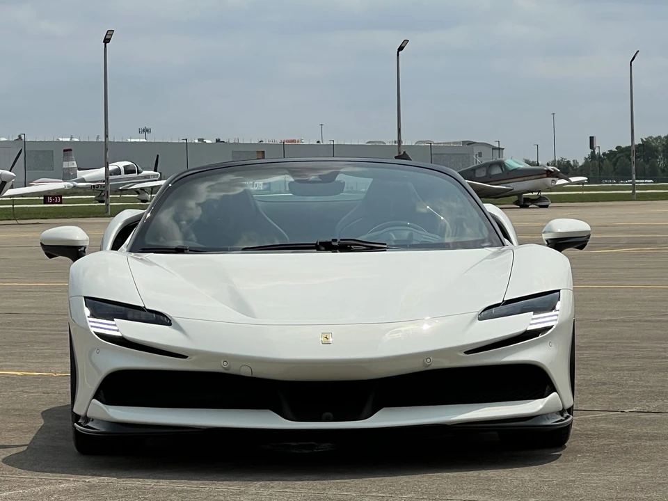 2023 Ferrari SF90 Spider - Image 4 of 31