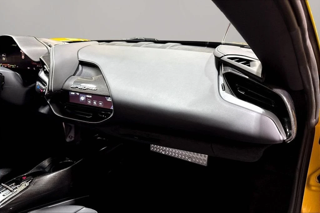 2023 Ferrari SF90 Spider - Image 21 of 30