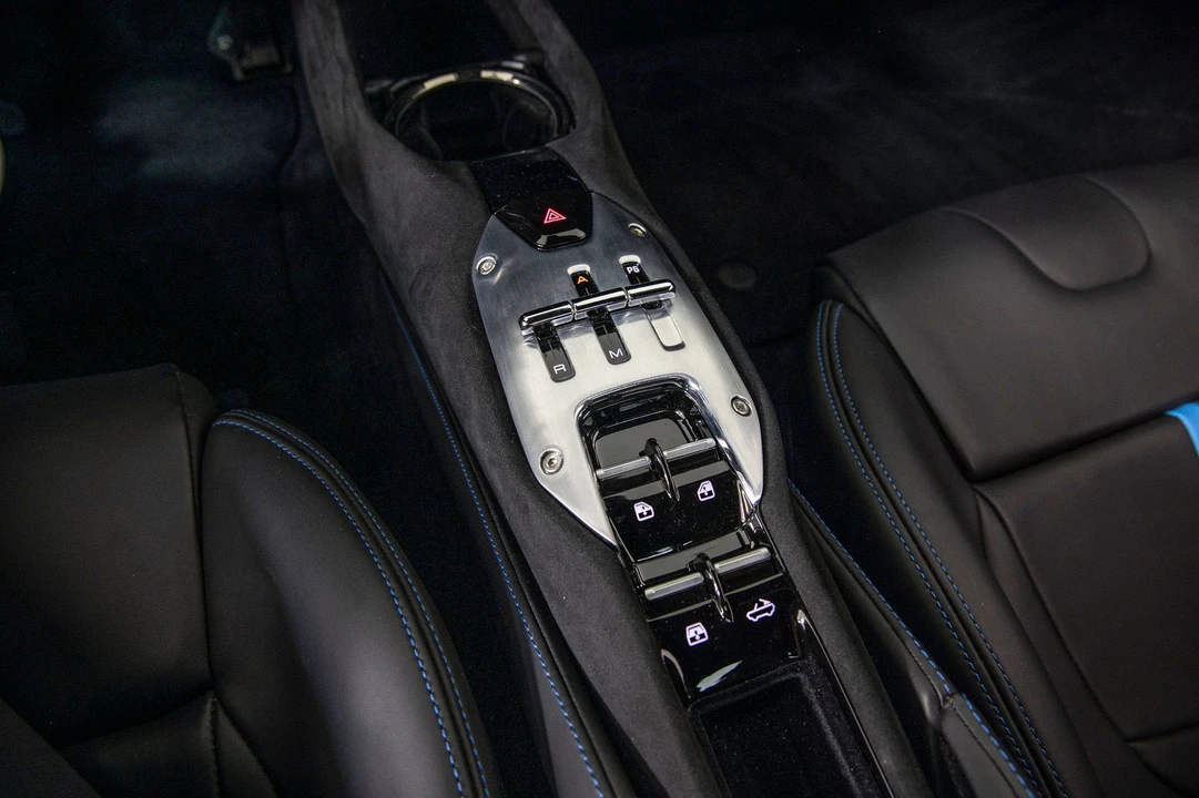 2023 Ferrari SF90 Spider - Image 15 of 31