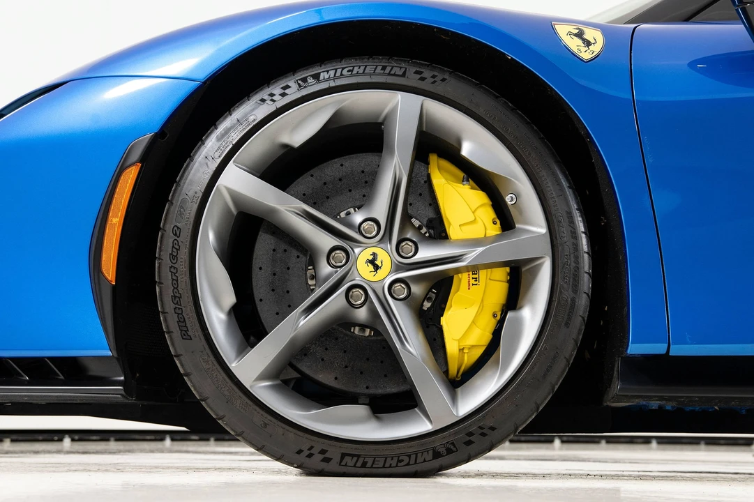 2023 Ferrari SF90 Spider - Image 18 of 31
