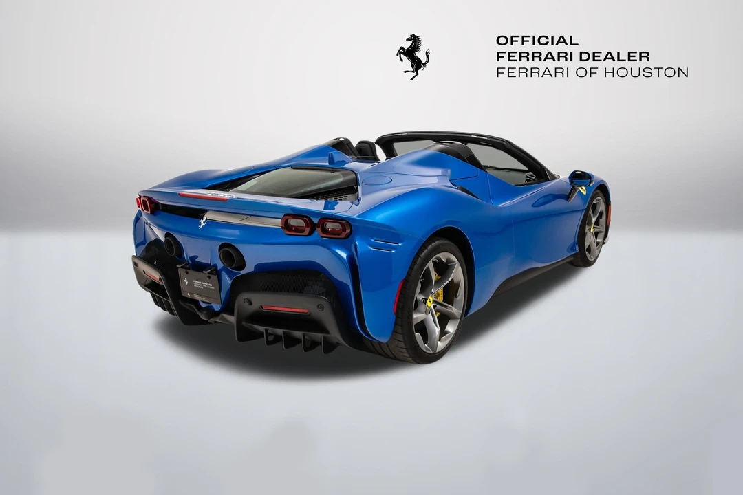 2023 Ferrari SF90 Spider - Image 7 of 31