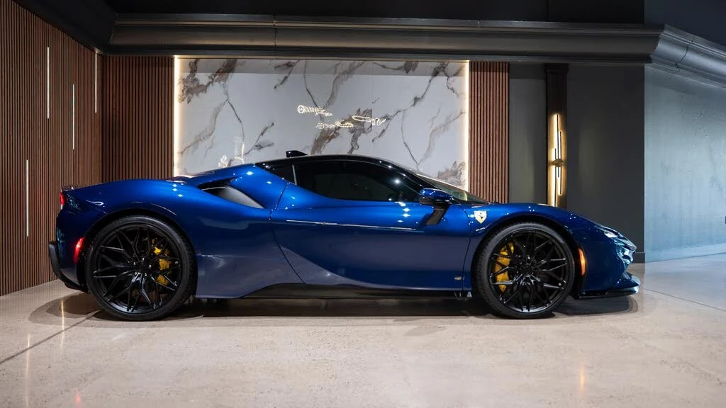 2023 Ferrari SF90 Stradale - Image 8 of 31