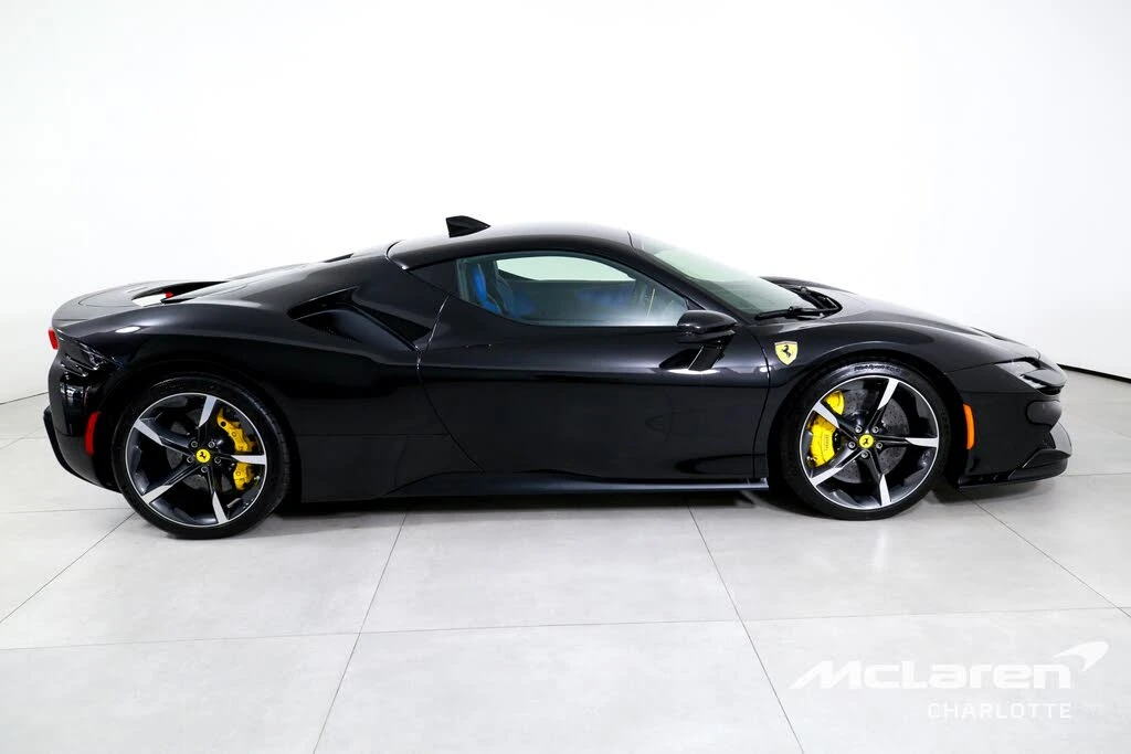 2023 Ferrari SF90 Stradale - Image 8 of 31