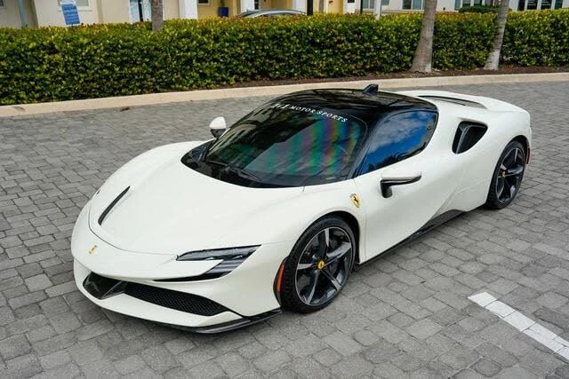 2023 Ferrari SF90 Stradale - Image 11 of 31