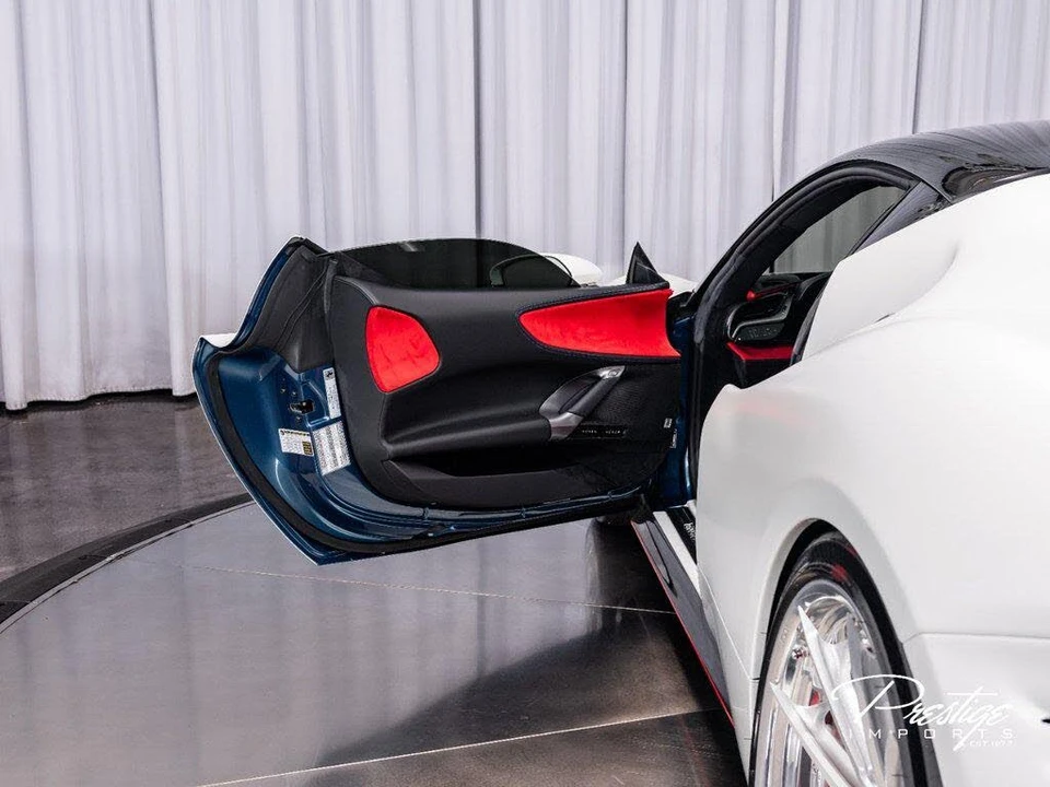 2023 Ferrari SF90 Stradale - Image 29 of 31