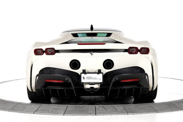 2023 Ferrari SF90 Stradale - Image 8 of 31