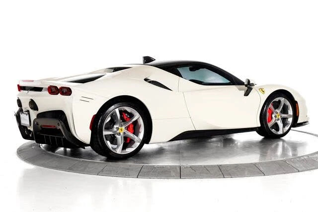2023 Ferrari SF90 Stradale - Image 2 of 31