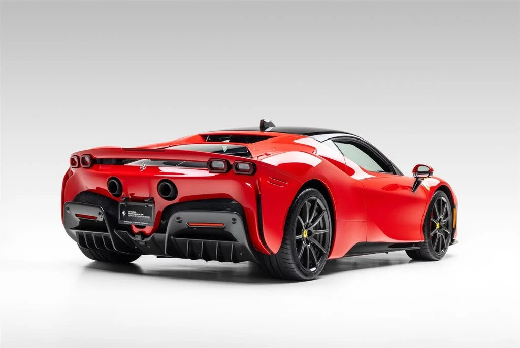 2023 Ferrari SF90 Stradale - Image 8 of 31