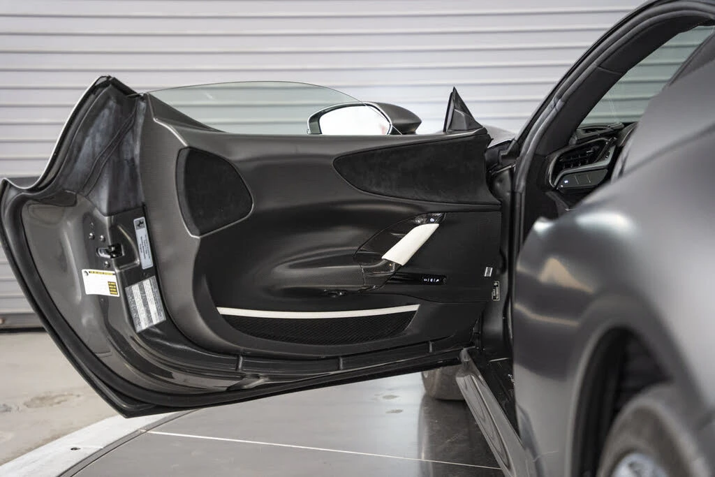 2023 Ferrari SF90 Stradale - Image 27 of 31